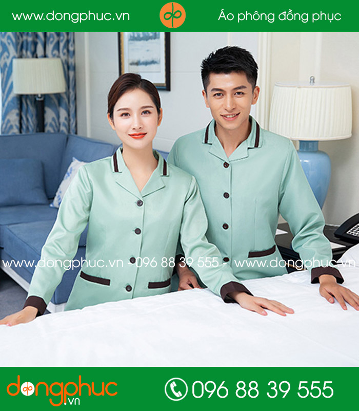 Đồng phục vệ sinh màu xanh nhạt viền nâu